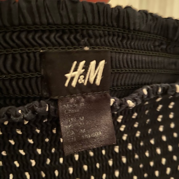 Polka dot H&M skater skirt - Picture 3 of 3